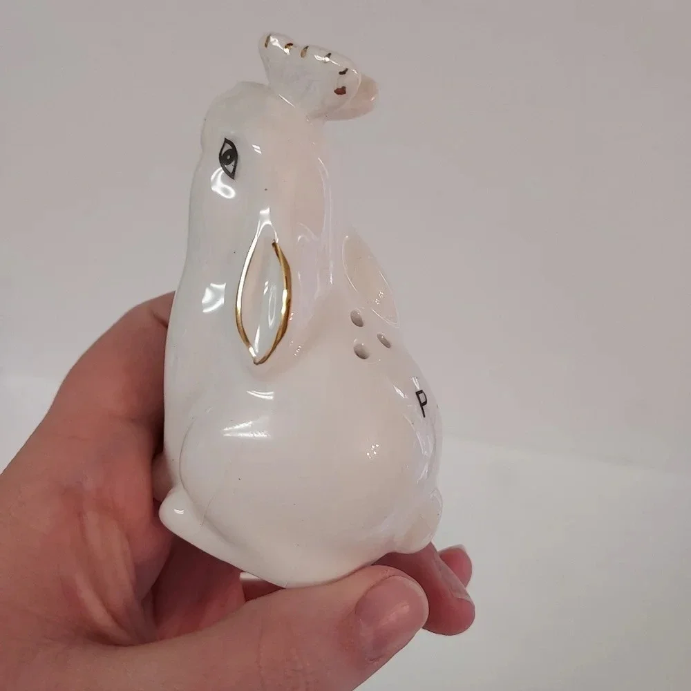 Pier 1 Set of 2 Ceramic Rabbit Salt and Pepper Shakers White and Gold Detail